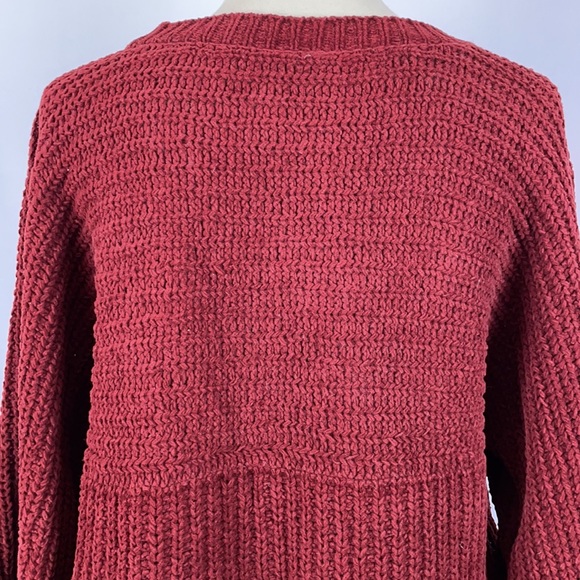Free People Maroon Chunky Cable Knit Sweater w/Balloon Sleeves & Hi Lo Hem - Picture 9 of 14